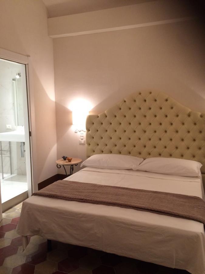 Sveva Rooms 노토 외부 사진