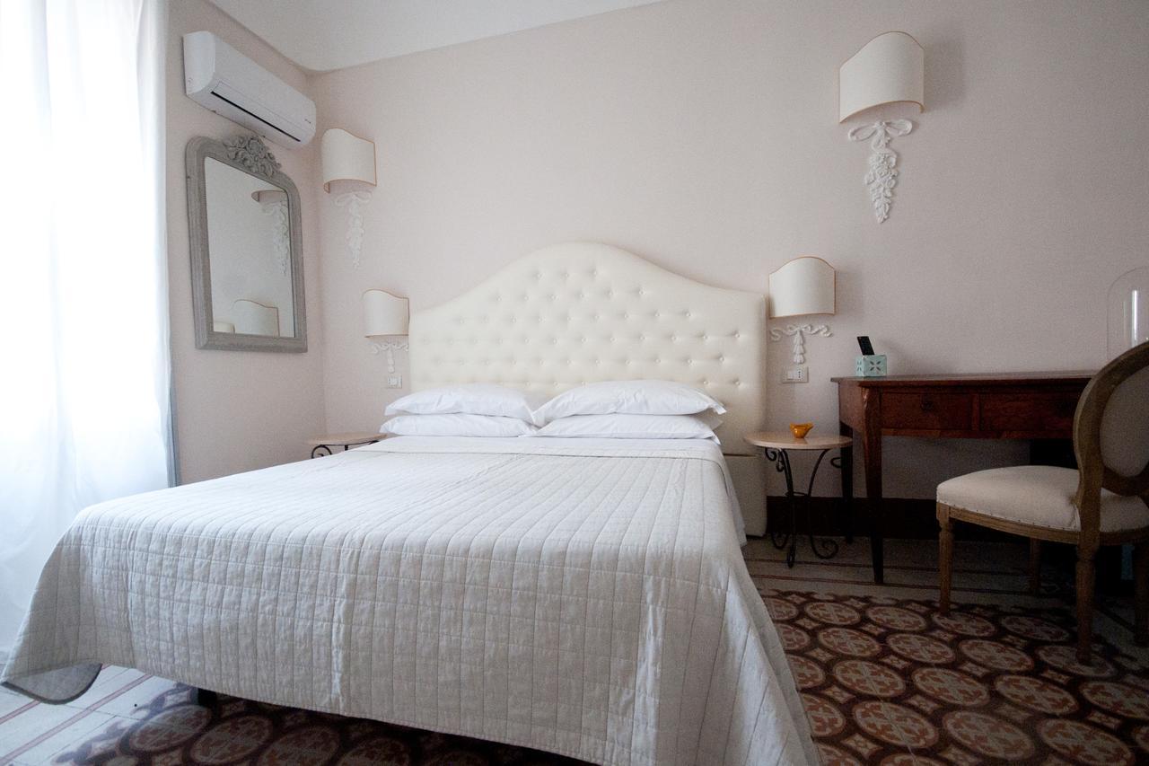 Sveva Rooms 노토 외부 사진